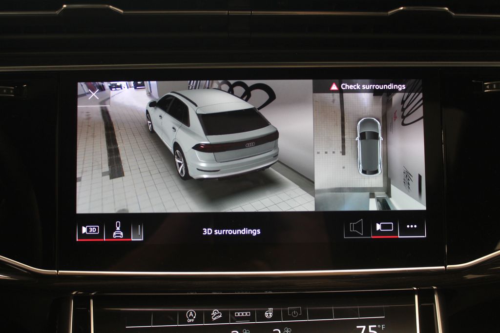 Thumbnail: 2026 Audi Q8 - 28