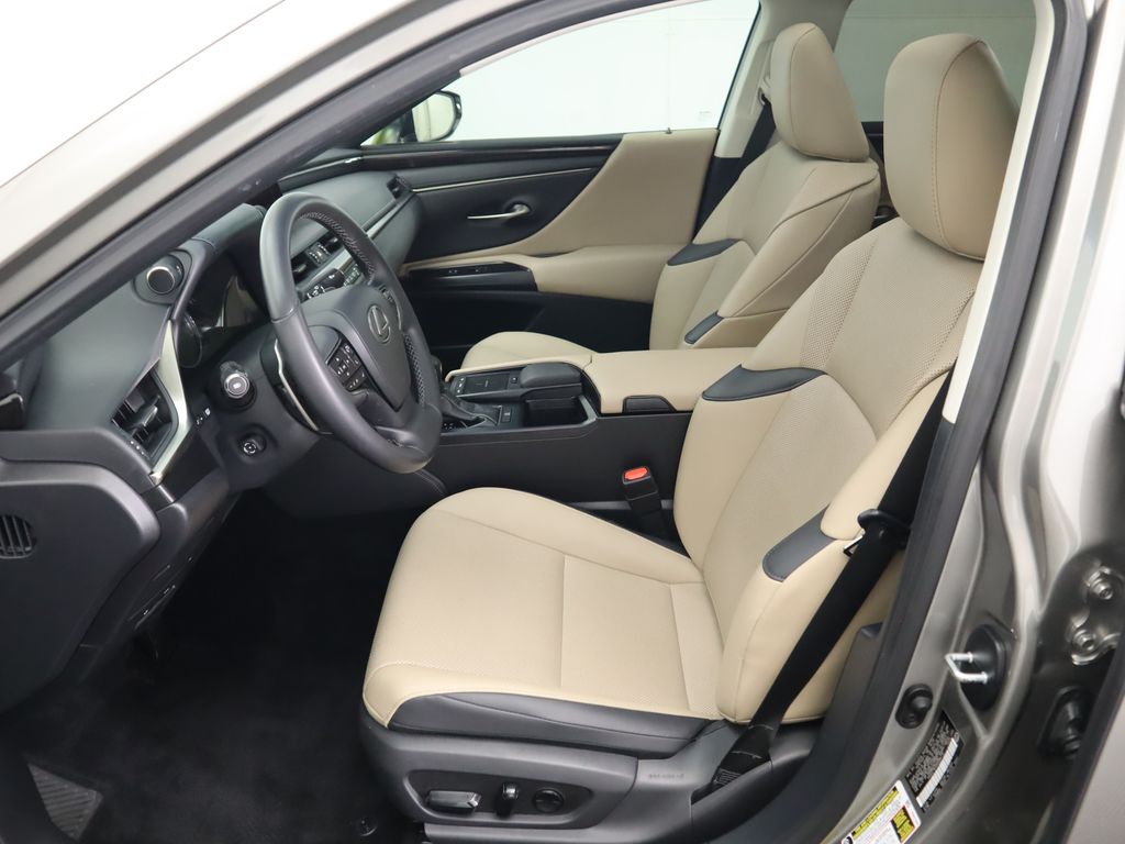 2021 Lexus ES 350 20