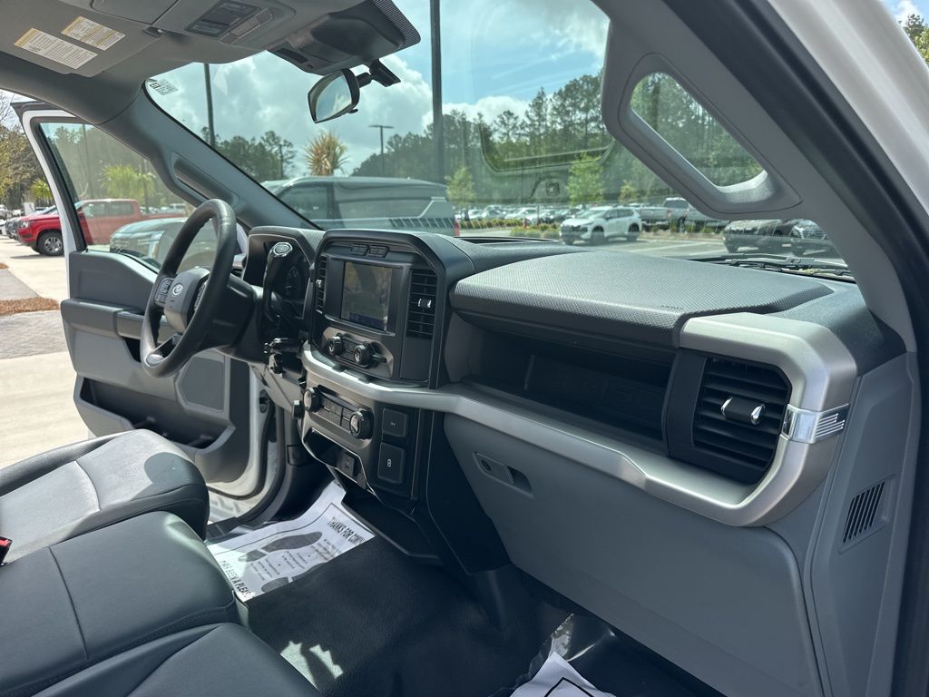 2023 Oxford White Ford F-150 XL RWD Truck