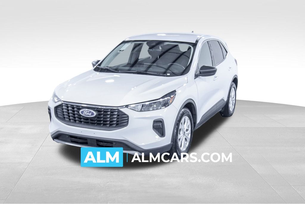 2024 Ford Escape Active's photo