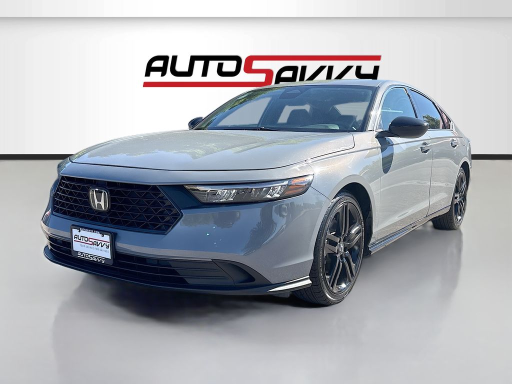 Used 2024 Gray Honda Sport image 3