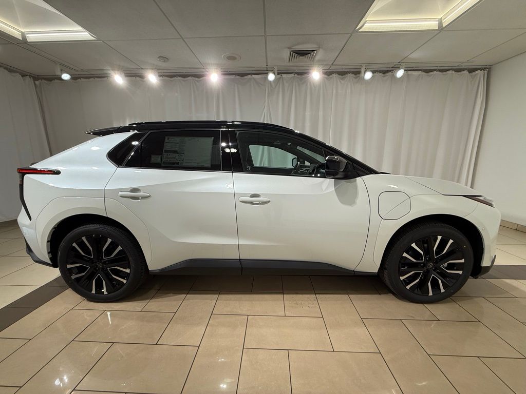 Thumbnail: 2026 Toyota bZ - 6