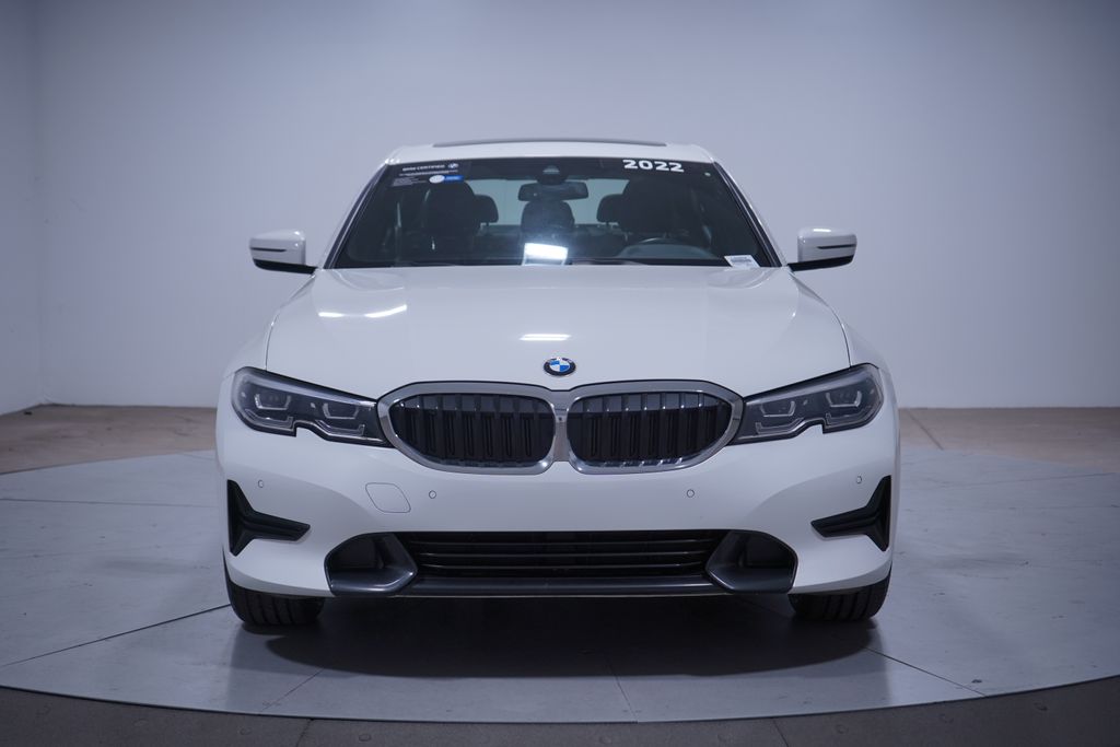 Thumbnail: 2022 BMW 3 Series - 4