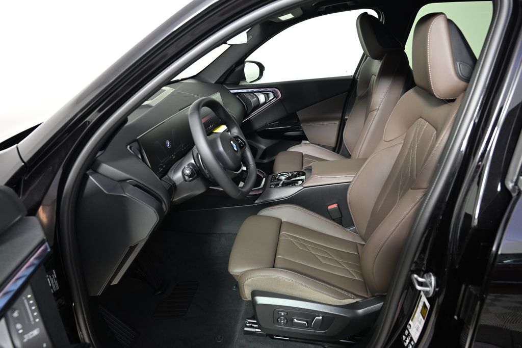 Thumbnail: 2026 BMW X3 - 14