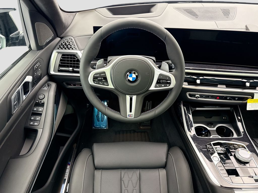 Thumbnail: 2027 BMW X7 - 10