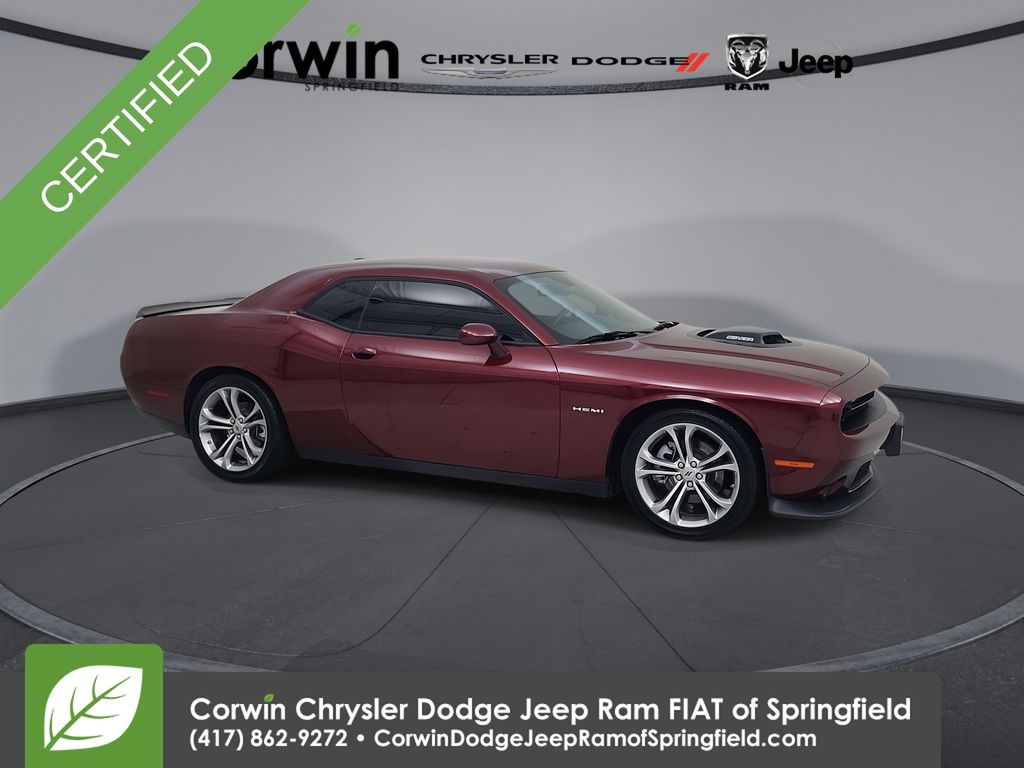 Octane Red Pearlcoat 2022 Dodge Challenger Coupe Rear-Wheel Drive 8-Speed Automatic