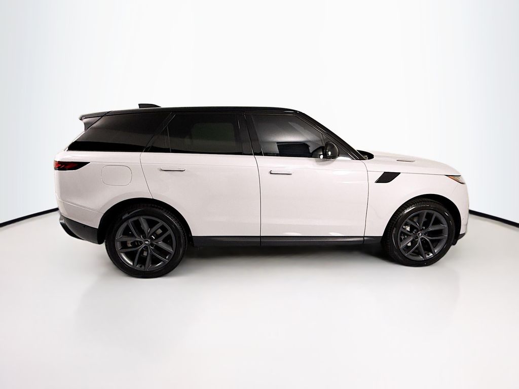Thumbnail: 2023 Land Rover Range Rover Sport - 4