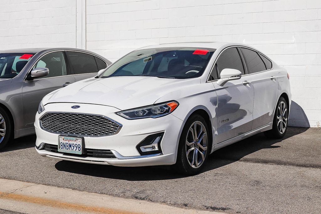 Oxford White 2019 Ford Fusion Hybrid Sedan Front-Wheel Drive Continuously Variable Transmission