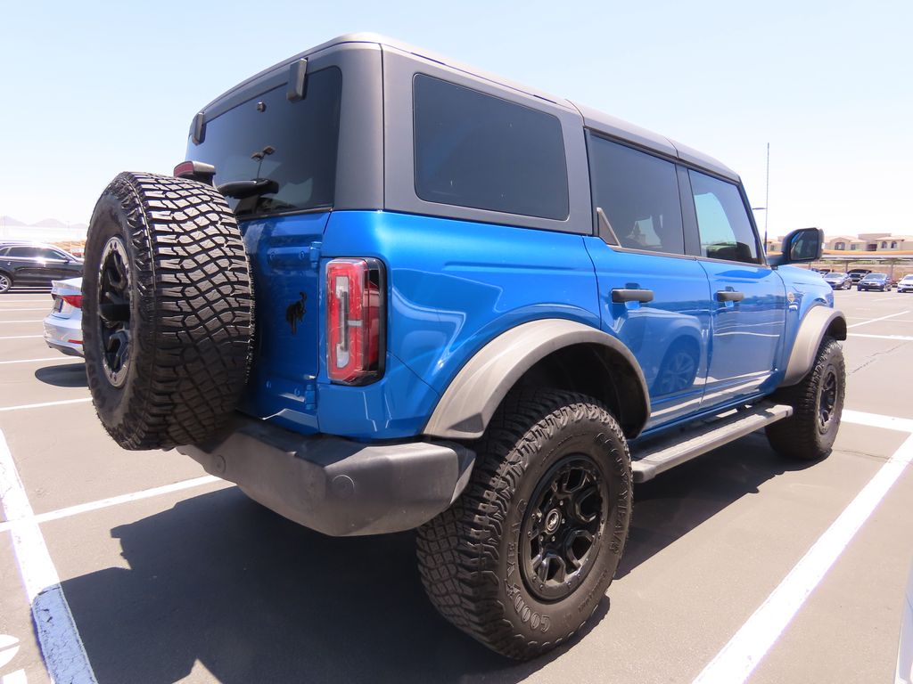Thumbnail: 2023 Ford Bronco - 3