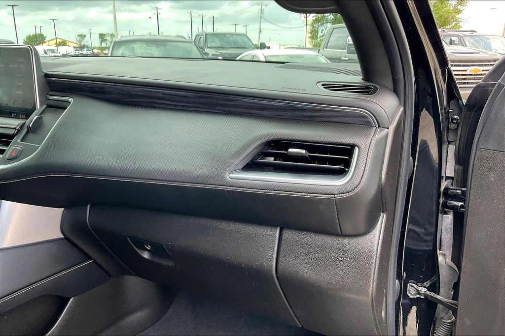 Used 2021 GMC Yukon SLT 4D Sport Utility