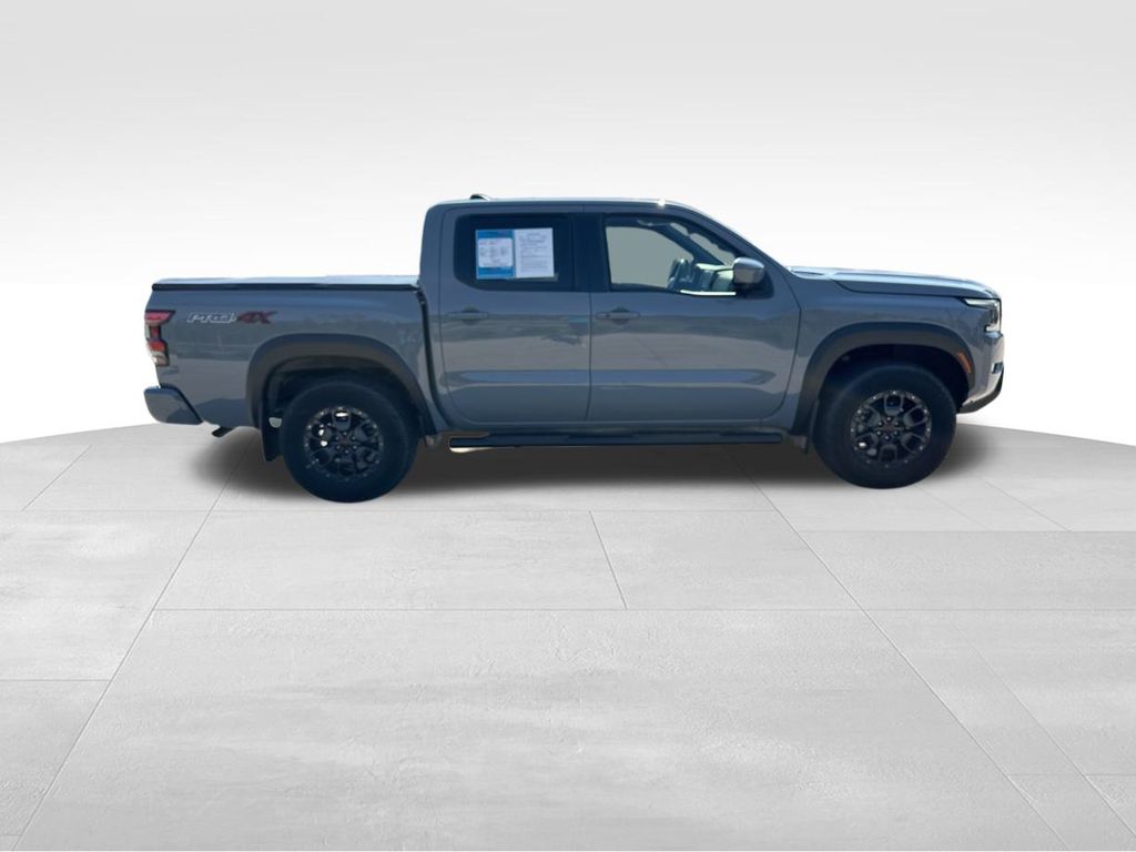 2023 Nissan Frontier PRO-4X 9