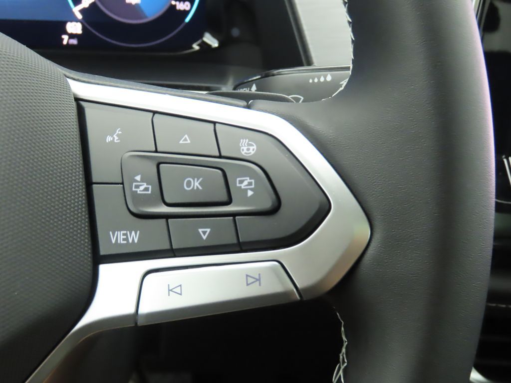 Thumbnail: 2026 Volkswagen Atlas - 12