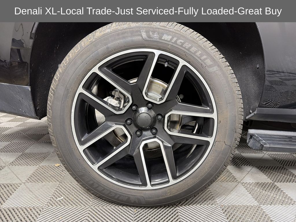 used 2022 GMC Yukon XL car, priced at $52,977