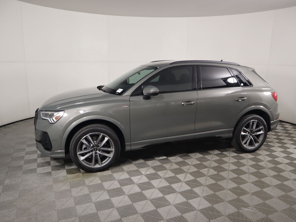 Thumbnail: 2025 Audi Q3 - 8