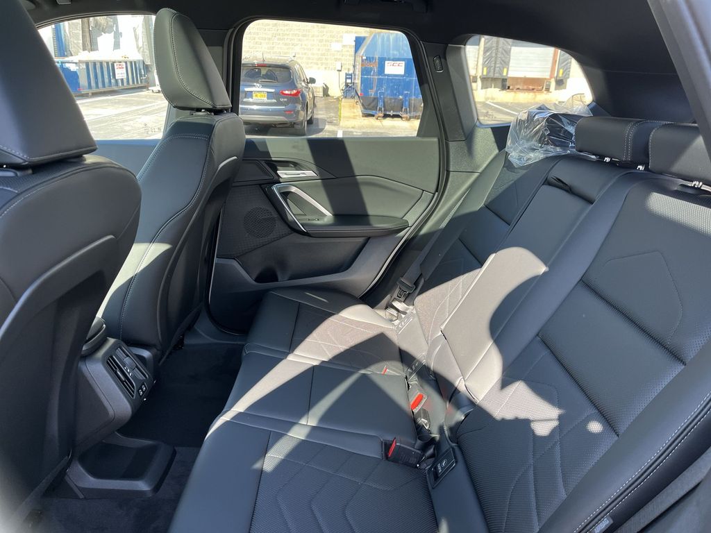 Thumbnail: 2026 BMW X1 - 23