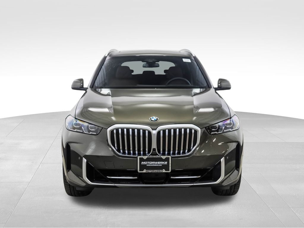 2025 BMW X5 xDrive40i 8