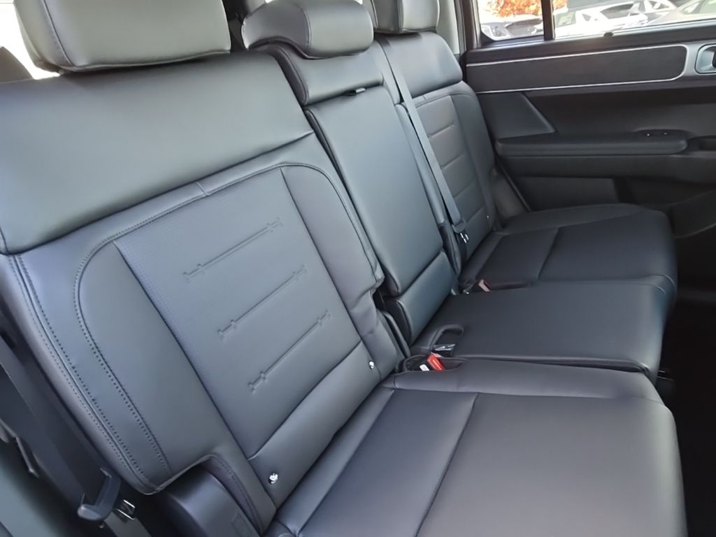 Thumbnail: 2026 Hyundai Santa Fe - 24