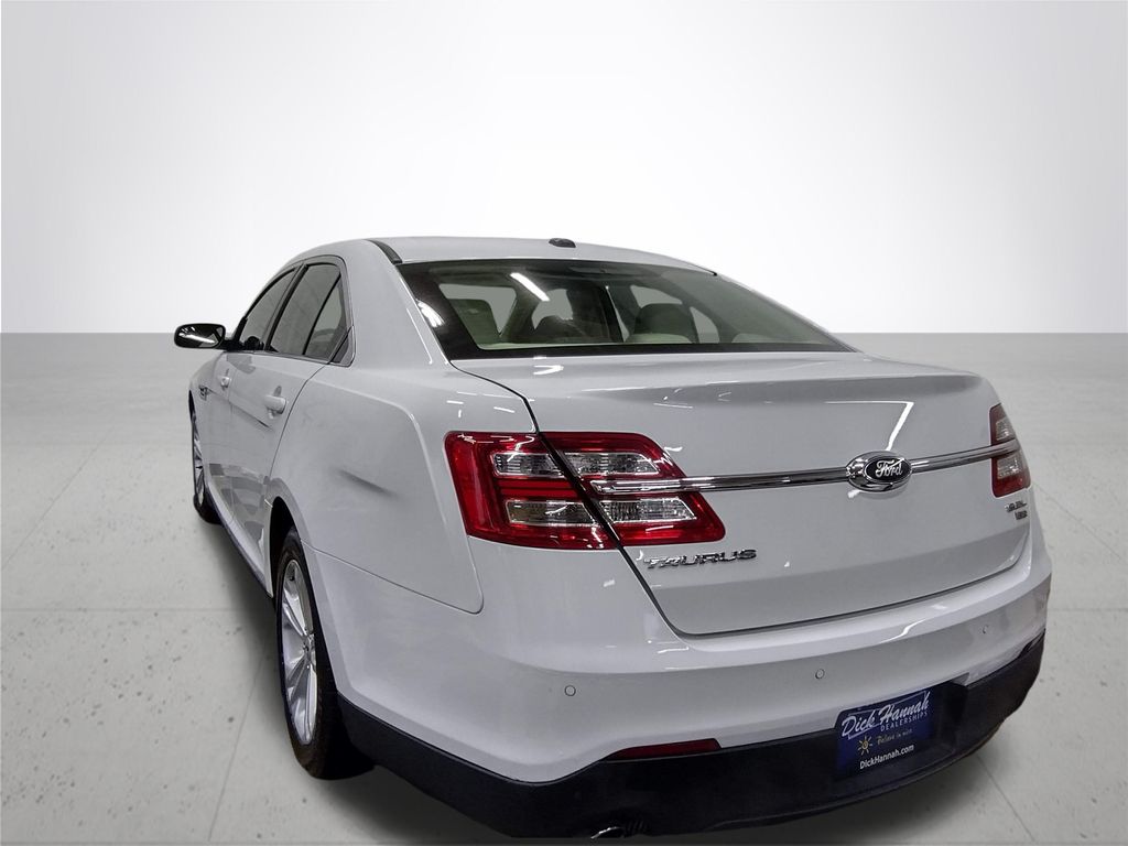 2016 Ford Taurus SEL