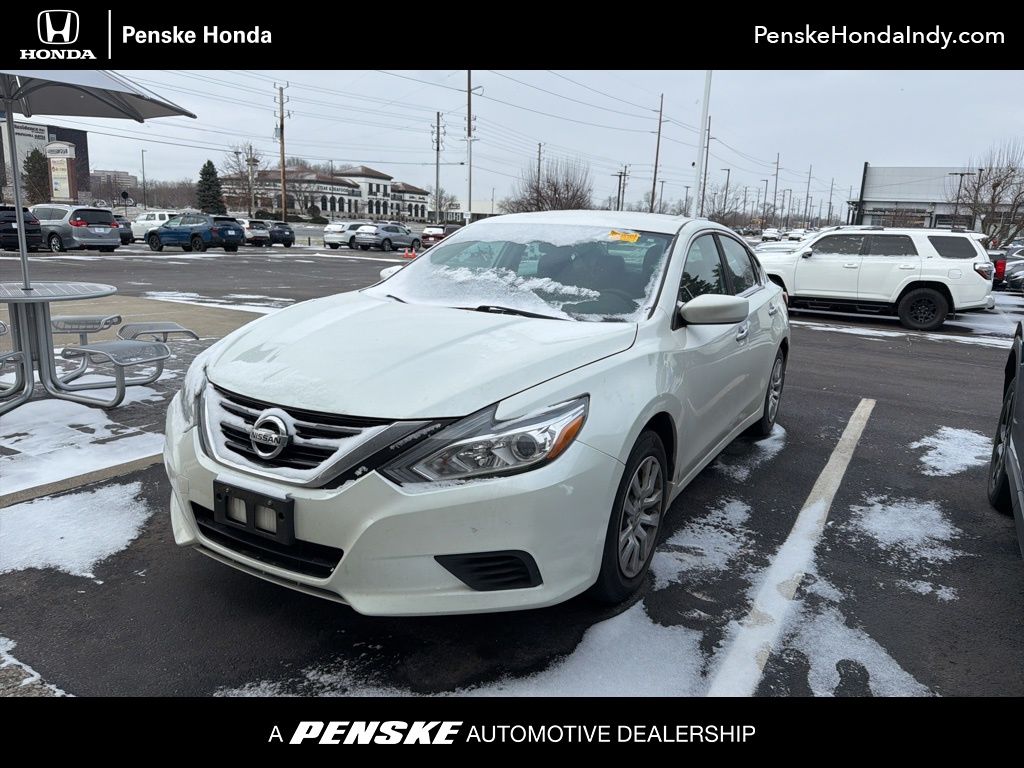2016 Nissan Altima S -
                  Indianapolis, IN