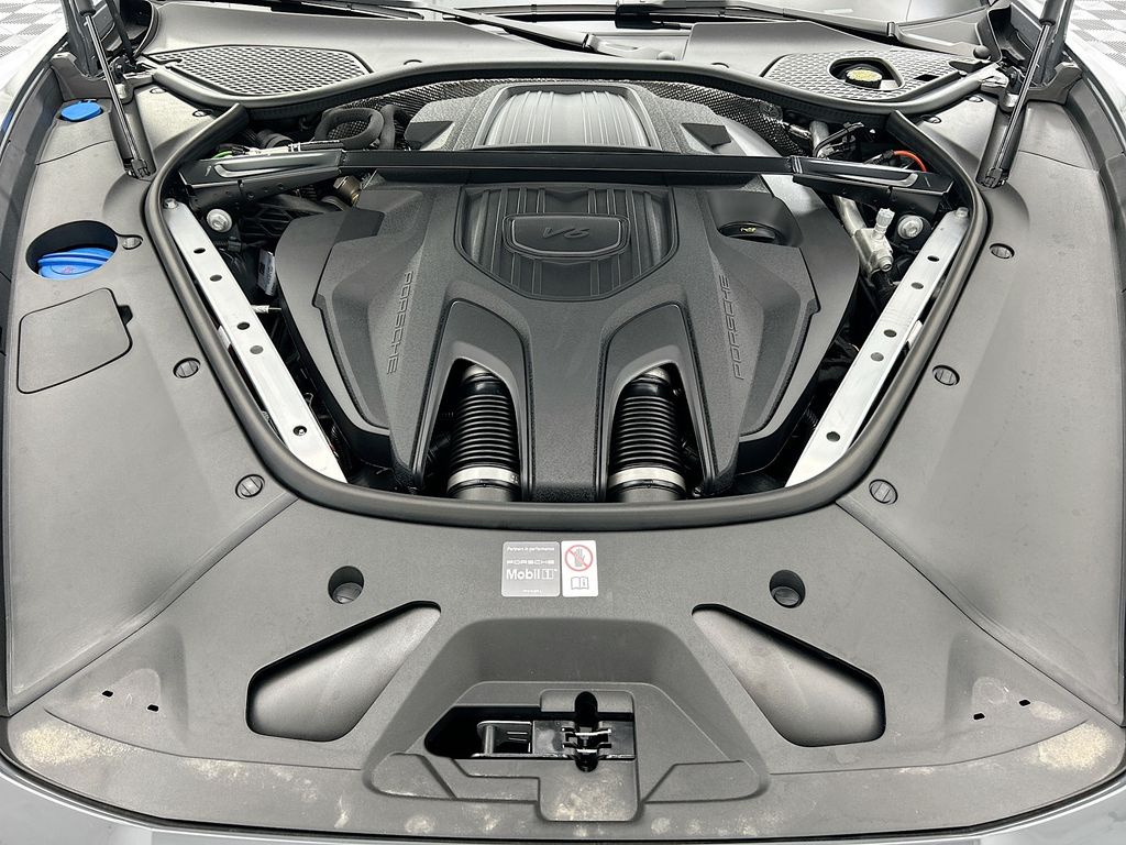 Thumbnail: 2026 Porsche Panamera - 30