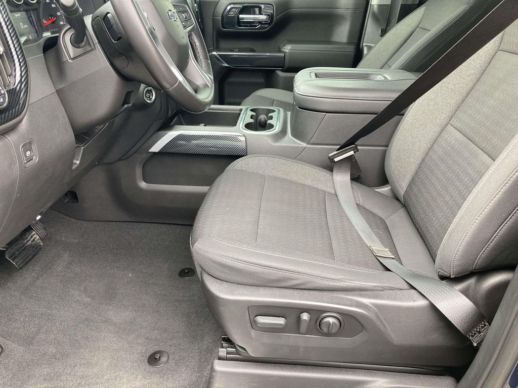 Used 2022 Blue Chevrolet LT Trail Boss image 17