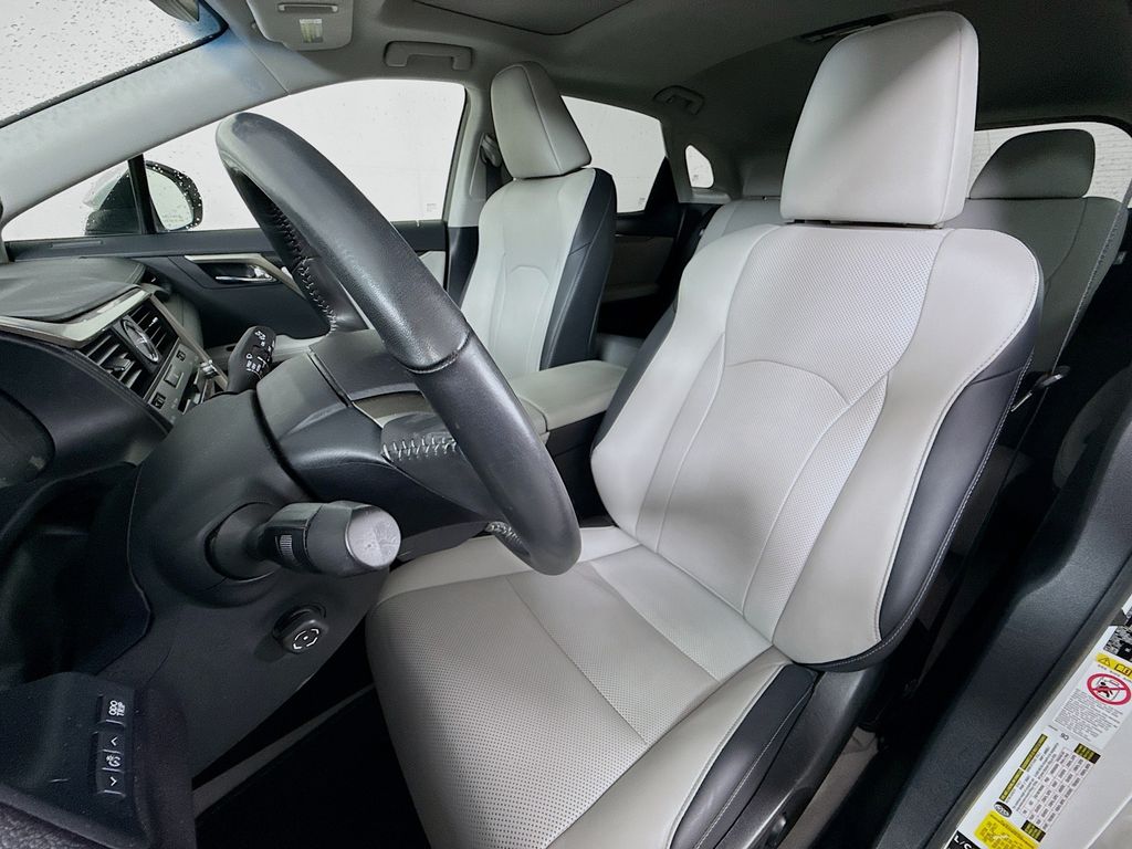 Thumbnail: 2019 Lexus RX - 21