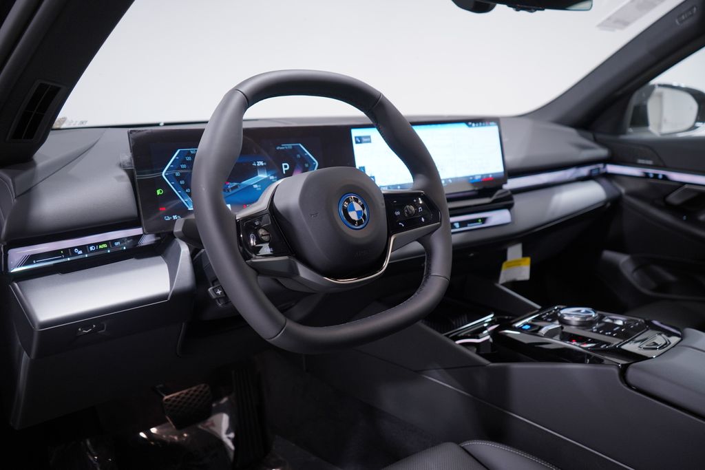 2024 BMW i5 eDrive40 6