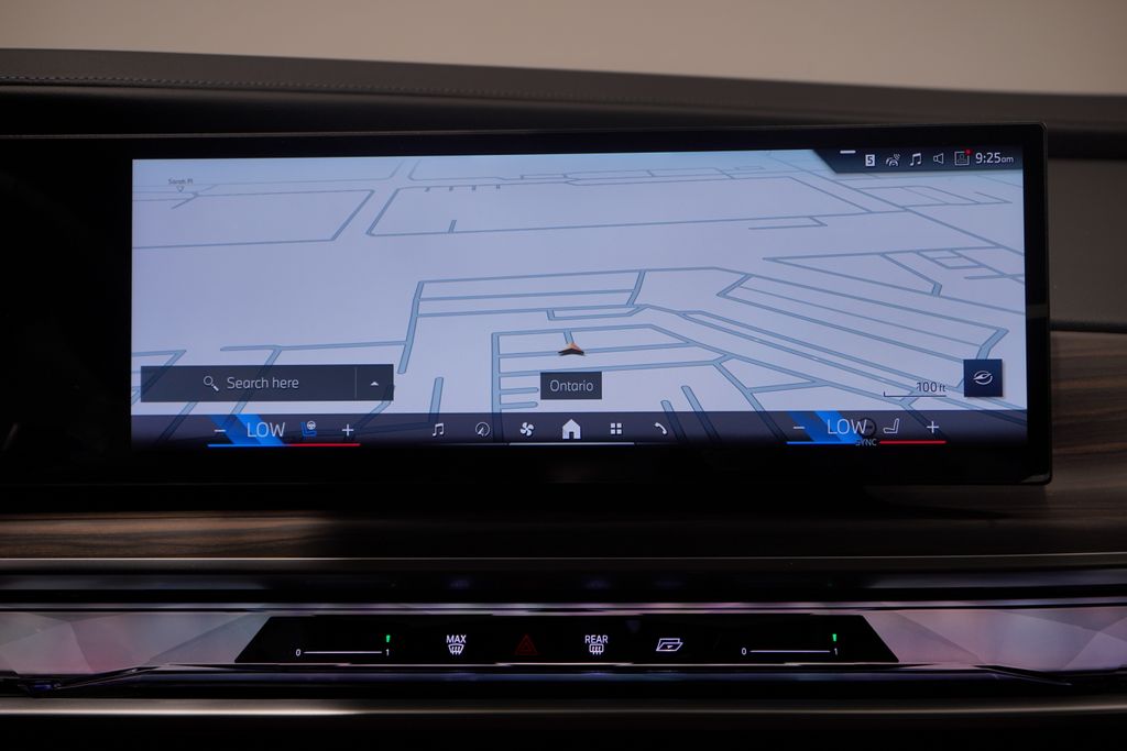 Thumbnail: 2025 BMW 7 Series - 12