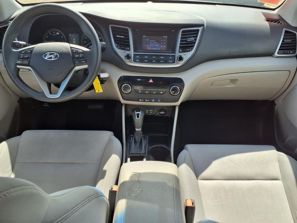 2017 Hyundai Tucson SE Silver at Baytown Hyundai