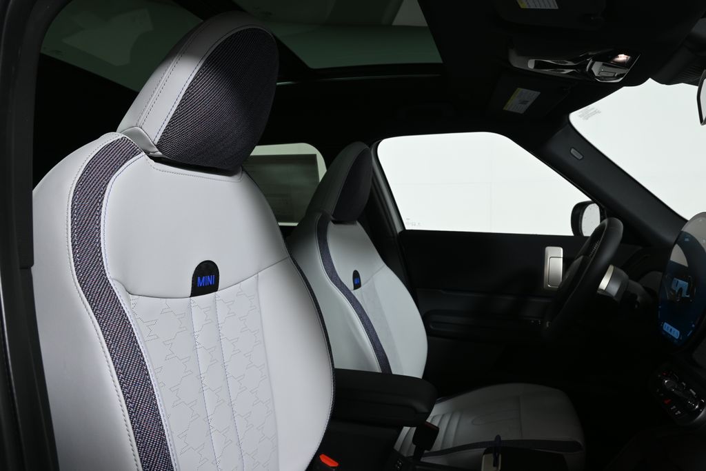 Thumbnail: 2026 MINI Cooper Countryman - 32