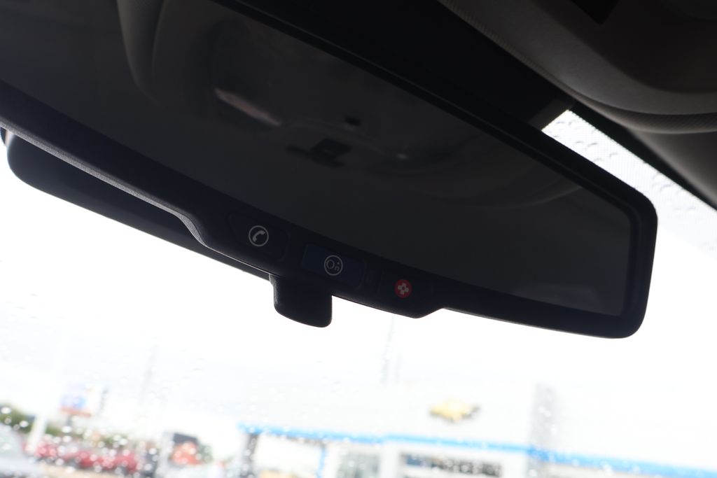 Thumbnail: 2012 Chevrolet Equinox - 26