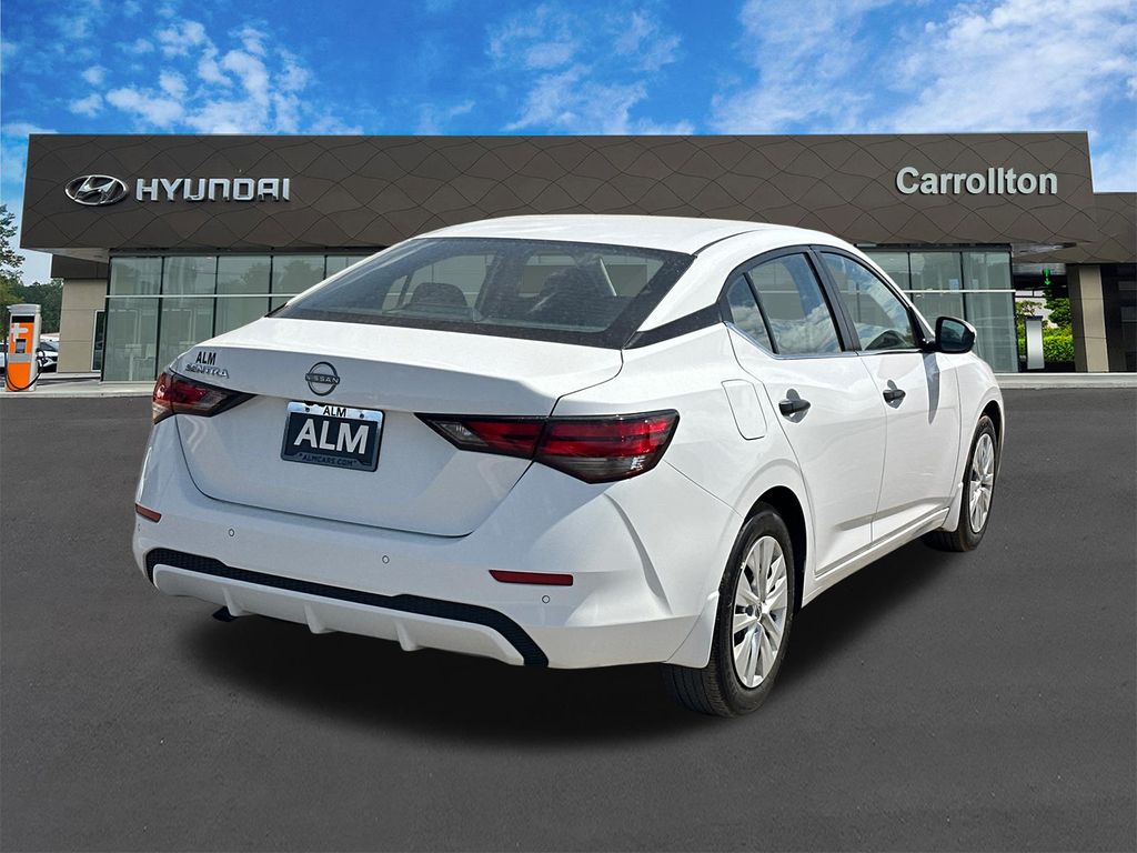 Used 2025 White Nissan S image 5