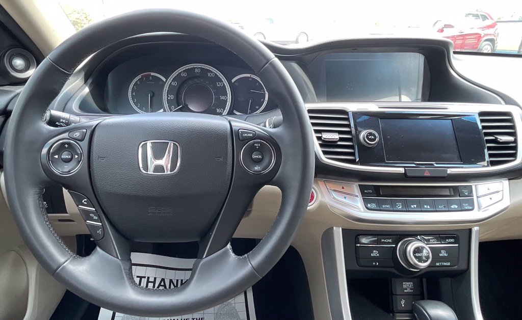 2013 Honda Accord EX-L White at Emmons Autoplex