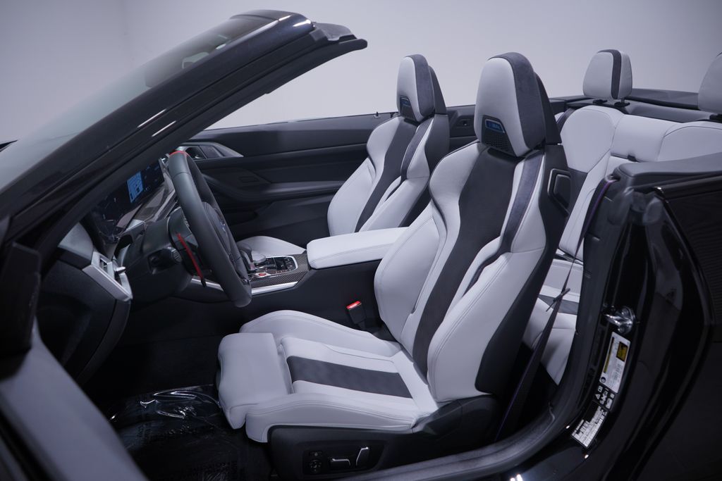 Thumbnail: 2026 BMW M4 - 11