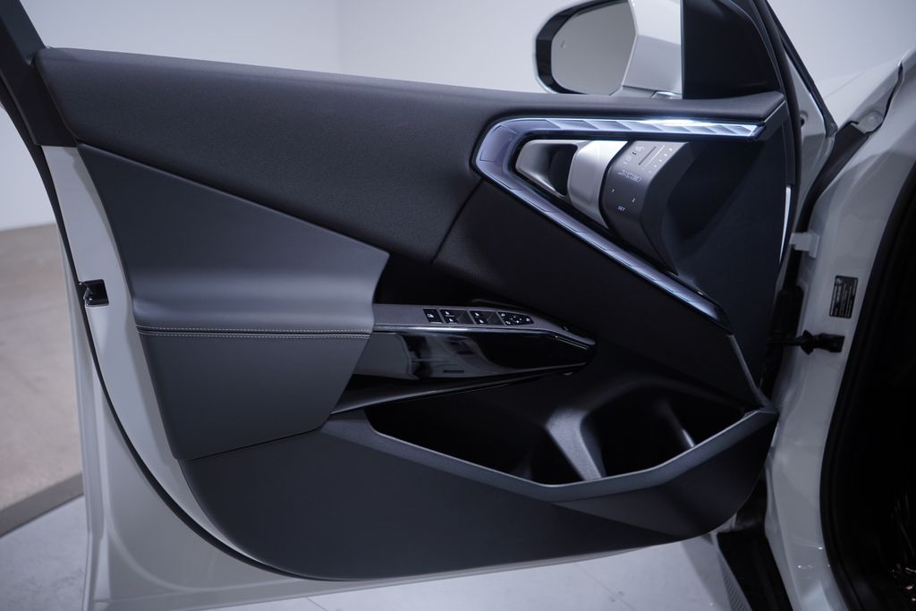 Thumbnail: 2026 BMW X3 - 12