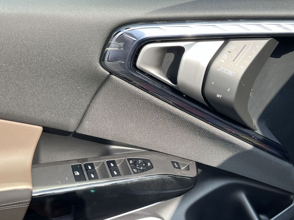 Thumbnail: 2026 BMW X3 - 13