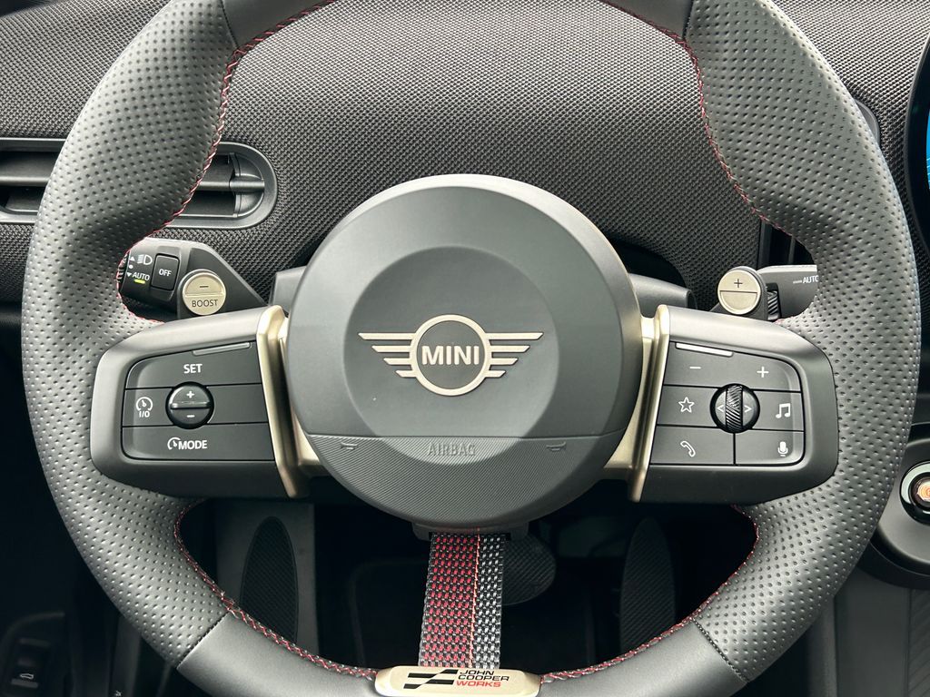 Thumbnail: 2026 MINI Cooper - 18