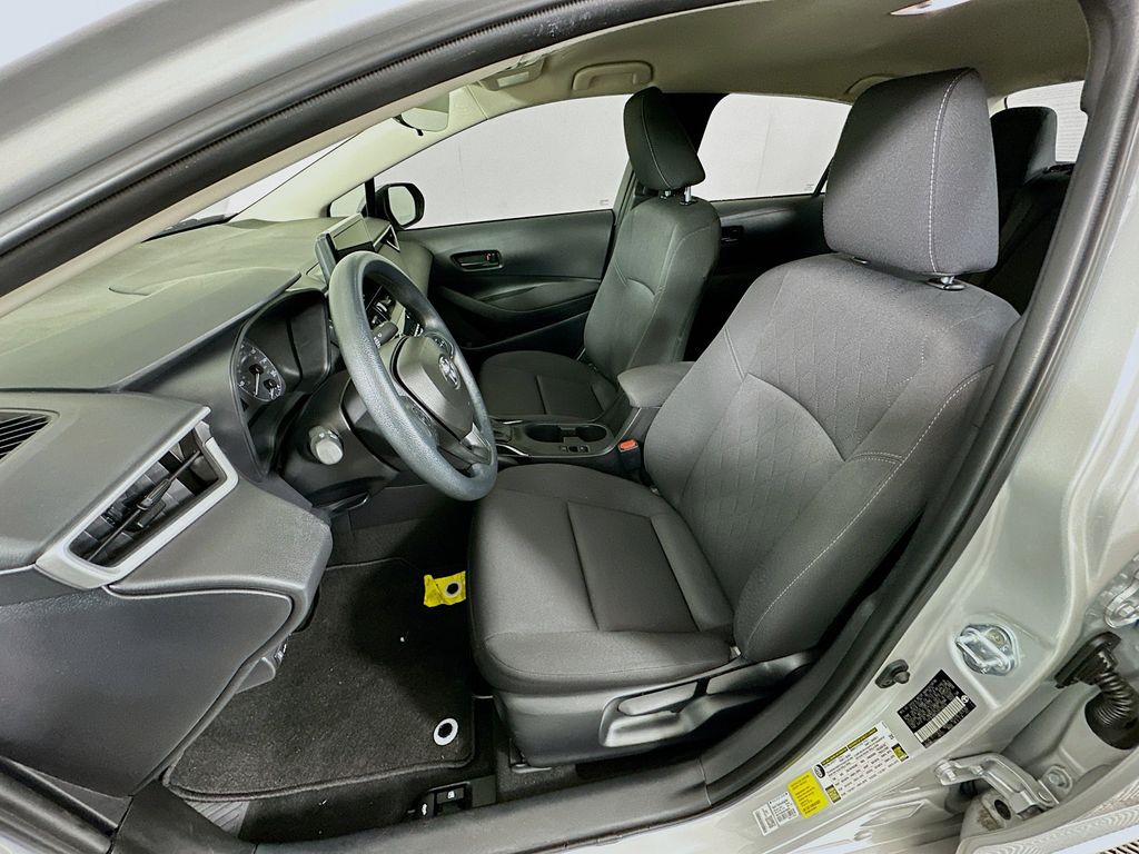 Thumbnail: 2025 Toyota Corolla - 21