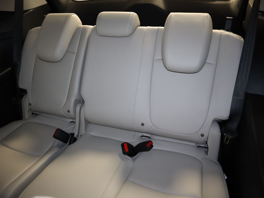 Thumbnail: 2026 Honda Odyssey - 23