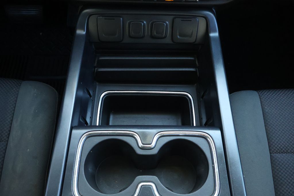 Thumbnail: 2014 Chevrolet Silverado 1500 - 23