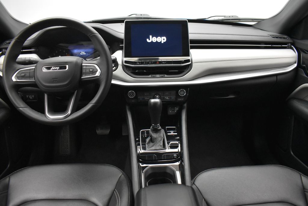 Thumbnail: 2025 Jeep Compass - 28