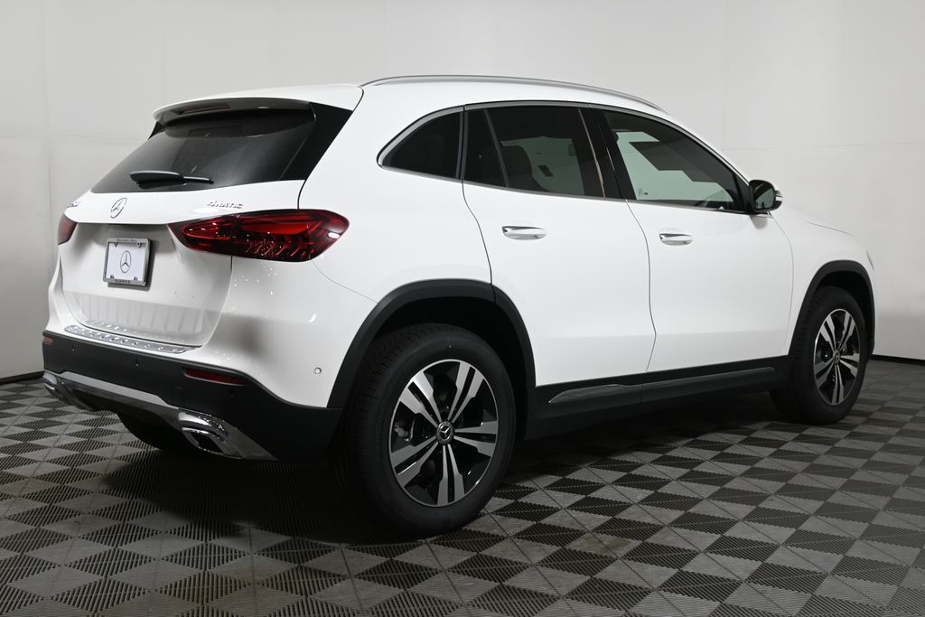 Thumbnail: 2026 Mercedes-Benz GLA - 7