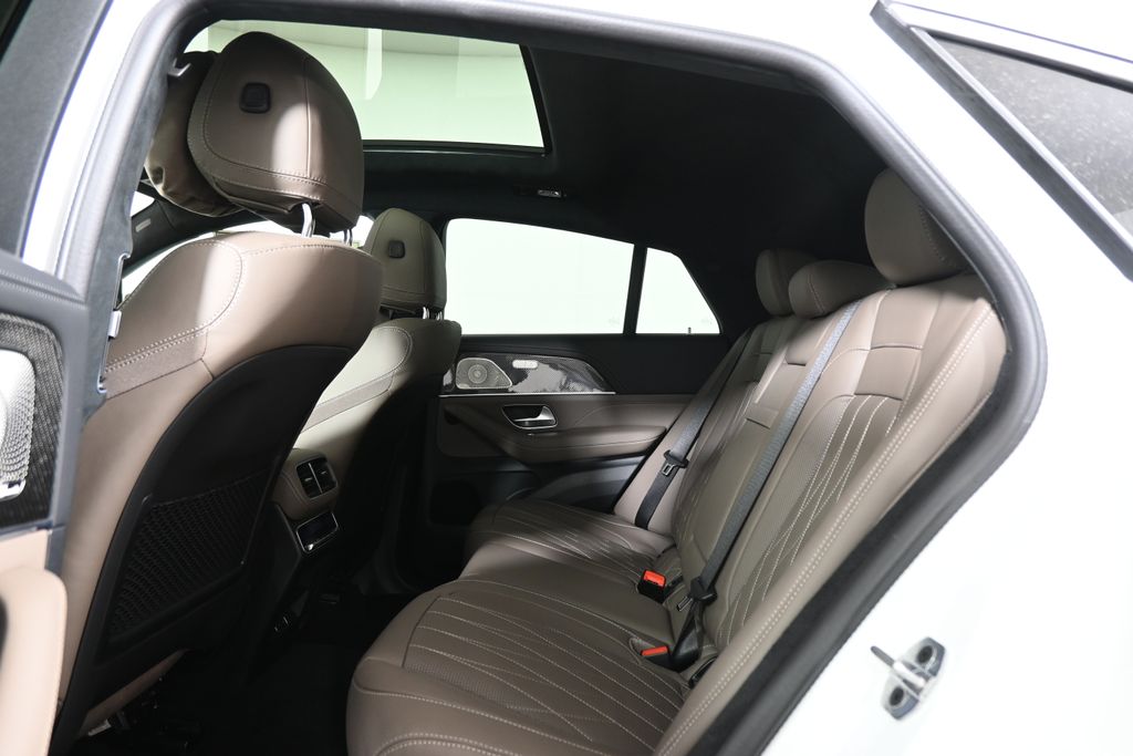 Thumbnail: 2026 Mercedes-Benz GLE - 32