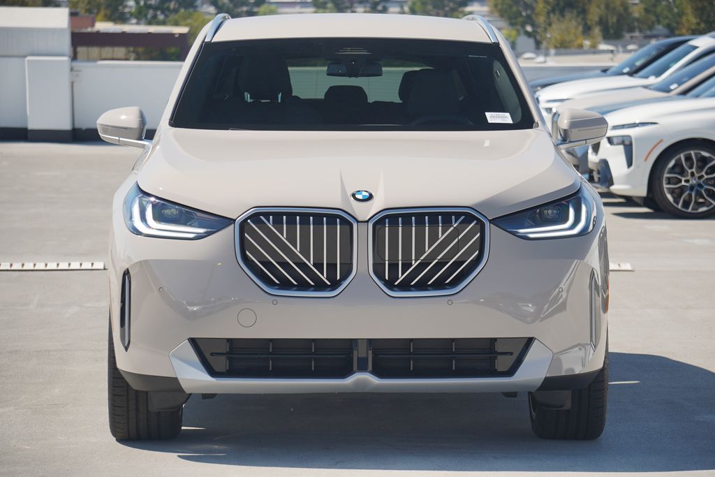 Thumbnail: 2026 BMW X3 - 2