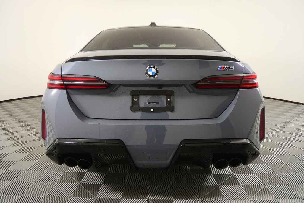 Thumbnail: 2025 BMW M5 - 6