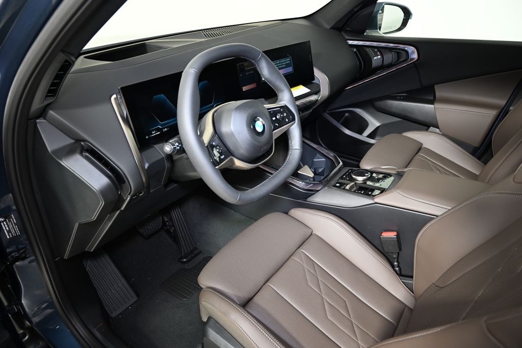 Thumbnail: 2025 BMW X3 - 15