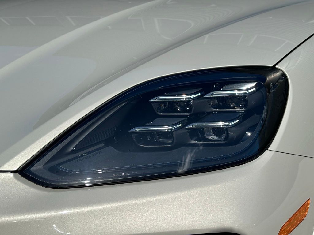 Thumbnail: 2026 Porsche  - 13