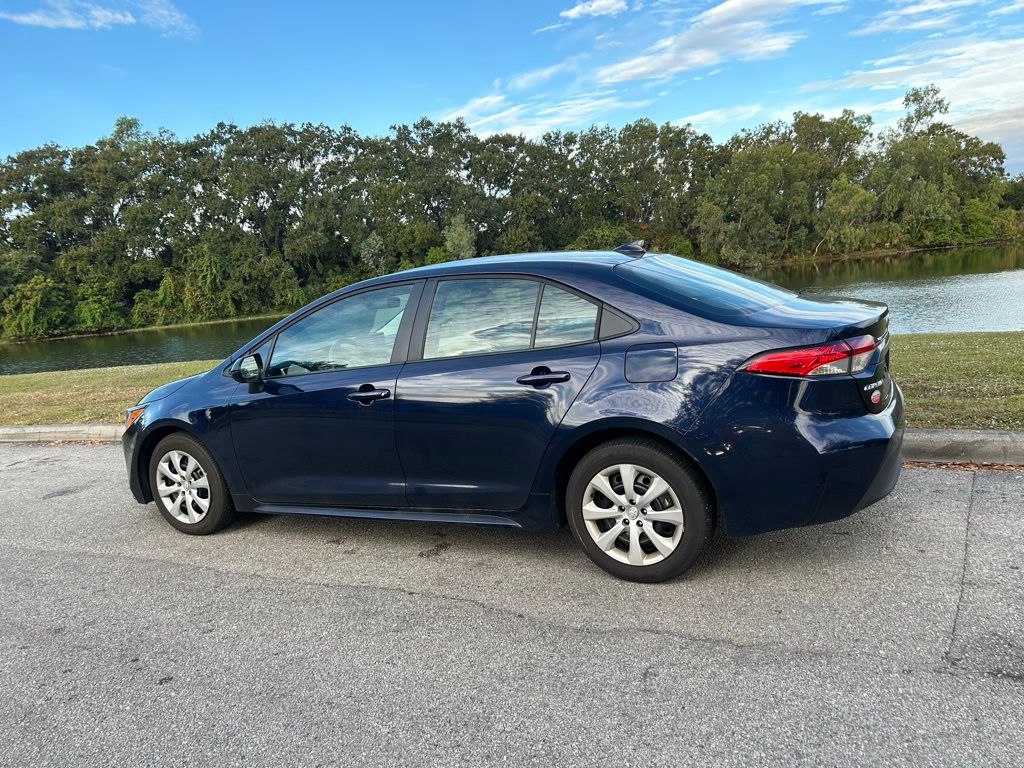 Thumbnail: 2025 Toyota Corolla - 3