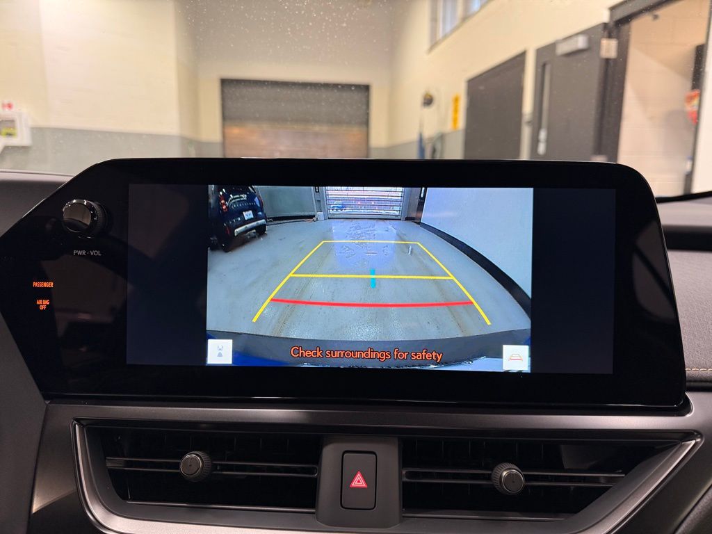 Thumbnail: 2025 Lexus UX - 17