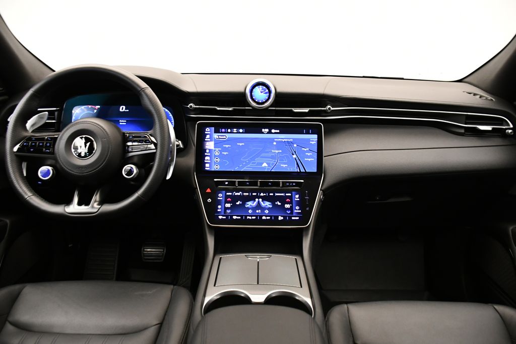 Thumbnail: 2024 Maserati Grecale - 18